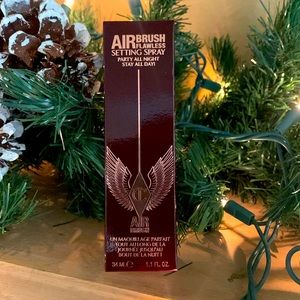 Charlotte Tilbury Flawless Setting Spray